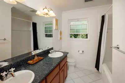 25 Corto Ln, Woodside, CA 94062 - Photo 9