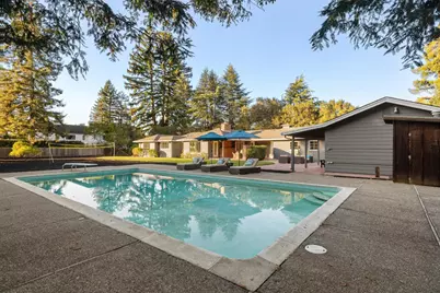 134 Hawthorne Dr, Atherton, CA 94027 - Photo 33