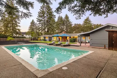 134 Hawthorne Dr, Atherton, CA 94027 - Photo 35