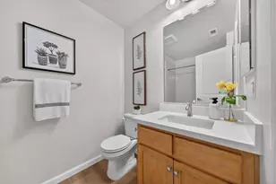 1033 Scotia Ter 202, Sunnyvale, CA 94089 - Photo 21