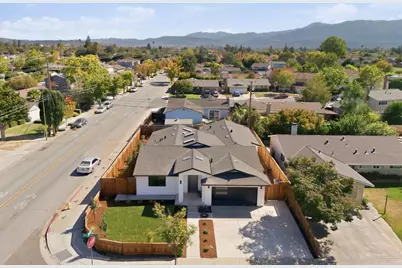 1502 Woodson Ct, San Jose, CA 95118 - Photo 51