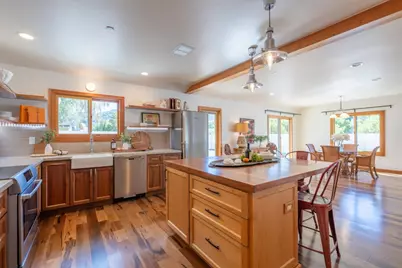 23045 Guidotti Dr, Salinas, CA 93908 - Photo 11
