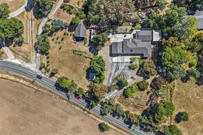 9465 Watsonville Rd, Gilroy, CA 95020 - Photo 73