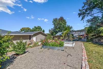 9465 Watsonville Rd, Gilroy, CA 95020 - Photo 49