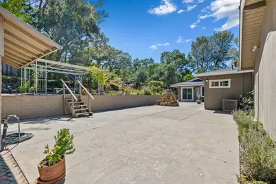 9465 Watsonville Rd, Gilroy, CA 95020 - Photo 55