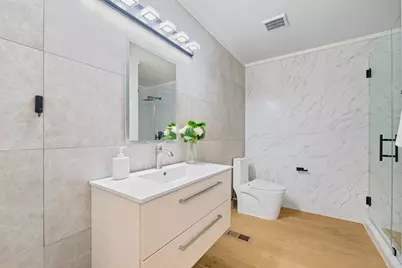 11234 Sun Valley Dr, Oakland, CA 94605 - Photo 29