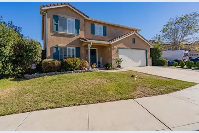 1754 Brentwood Ct, Hollister, CA 95023 - Photo 1