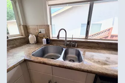 29793 Holiday St, Hayward, CA 94544 - Photo 5