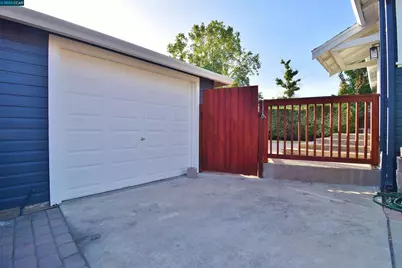 1869 N 5th St, Concord, CA 94519 - Photo 23
