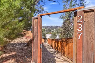 237 Winding Way, San Carlos, CA 94070 - Photo 3