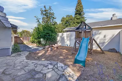 9 Miranda Ct, Sacramento, CA 95822 - Photo 57