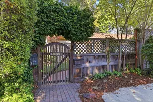 1319 Hopkins Ave, Palo Alto, CA 94301 - Photo 3