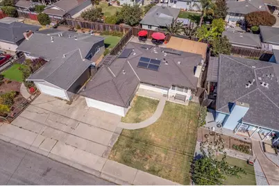 748 Hill, Watsonville, CA 95076 - Photo 23