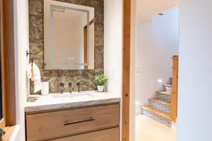 960 NE Mission St, Carmel, CA 93921 - Photo 15