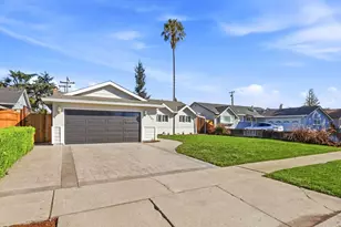 3367 Lindenoaks Dr, San Jose, CA 95117 - Photo 3