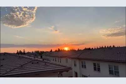 1068 Bigleaf Pl 402, San Jose, CA 95131 - Photo 23