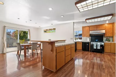 218 Siesta Dr, Aptos, CA 95003 - Photo 11