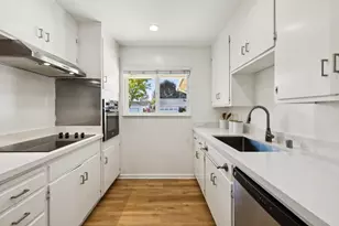 855 Durshire Way, Sunnyvale, CA 94087 - Photo 9
