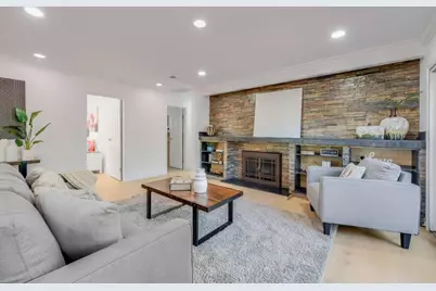 1391 Ridgewood Dr, San Jose, CA 95118 - Photo 13