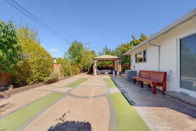 1391 Ridgewood Dr, San Jose, CA 95118 - Photo 27
