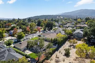 117 Hollycrest Dr, Los Gatos, CA 95032 - Photo 45