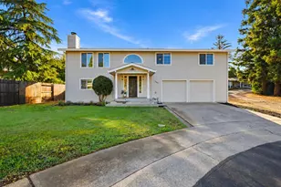 305 Castle Ct, Roseville, CA 95678 - Photo 1