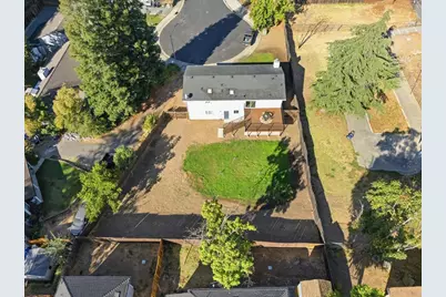 305 Castle Ct, Roseville, CA 95678 - Photo 35