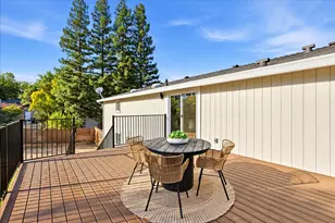 305 Castle Ct, Roseville, CA 95678 - Photo 31
