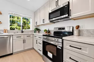 305 Castle Ct, Roseville, CA 95678 - Photo 15