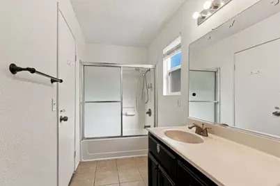 2113 Shelby Creek Ct, Stockton, CA 95206 - Photo 37