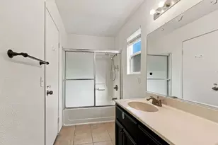 2113 Shelby Creek Ct, Stockton, CA 95206 - Photo 37