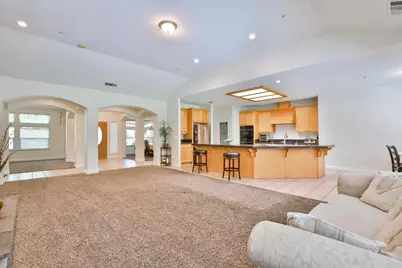13921 Simko Ranch Ln, Galt, CA 95632 - Photo 11