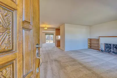 246 Dororo Dr, Salinas, CA 93906 - Photo 3