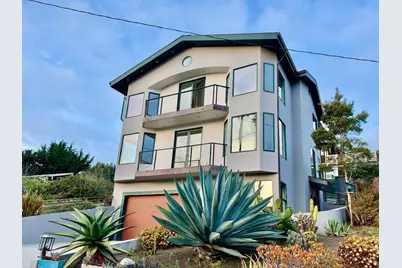 310 Valencia Ave, El Granada, CA 94018 - Photo 3