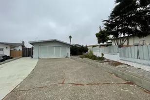 4 Louvaine Ct, Seaside, CA 93955 - Photo 1