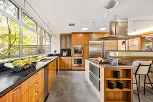 14123 Tracy Ct, Los Altos Hills, CA 94022 - Photo 9