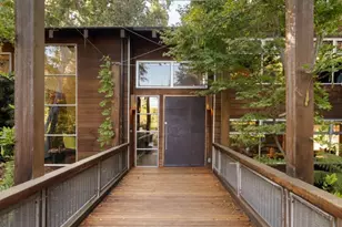 14123 Tracy Ct, Los Altos Hills, CA 94022 - Photo 3