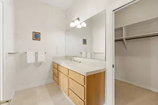 5600 Country Club Pkwy, San Jose, CA 95138 - Photo 39