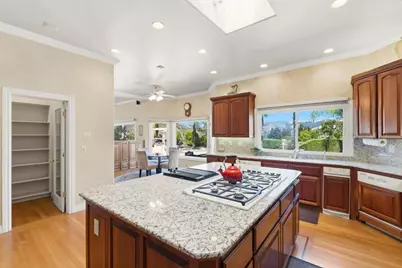 5600 Country Club Pkwy, San Jose, CA 95138 - Photo 21