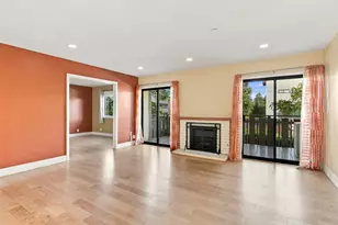 73 3rd St 15B, Los Altos, CA 94022 - Photo 3