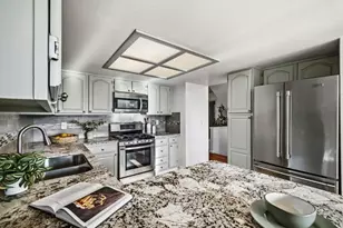 813 Isbel Ct, Santa Cruz, CA 95060 - Photo 3