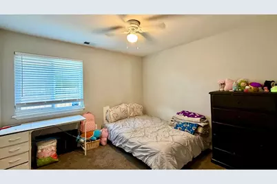1616 Ironside Dr, Modesto, CA 95358 - Photo 9