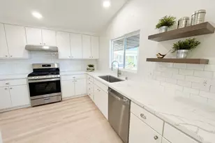 118 Chateau La Salle Dr, San Jose, CA 95111 - Photo 3