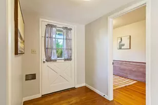 2129 Belmont Ave, San Carlos, CA 94070 - Photo 5
