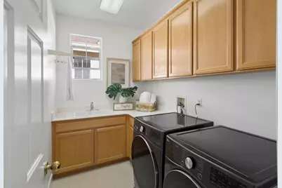 442 Whisman Park Dr, Mountain View, CA 94043 - Photo 21