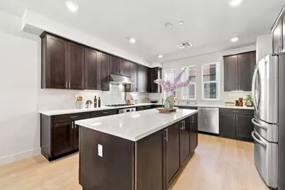 561 San Pasqual Ter 4, Sunnyvale, CA 94085 - Photo 9