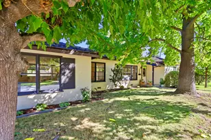 2405 Our Ln, Mountain View, CA 94040 - Photo 3