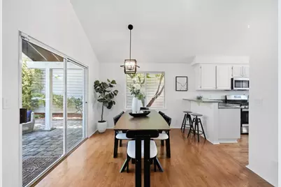 706 Newport Cir, Redwood City, CA 94065 - Photo 5