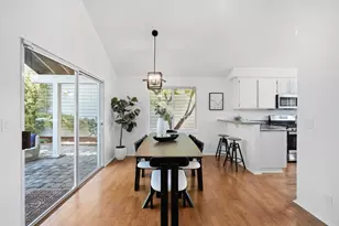 706 Newport Cir, Redwood City, CA 94065 - Photo 5