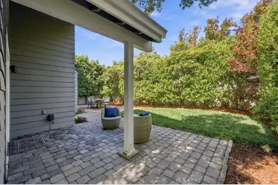 706 Newport Cir, Redwood City, CA 94065 - Photo 21